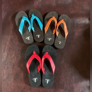 Corkys flip flops set of 3